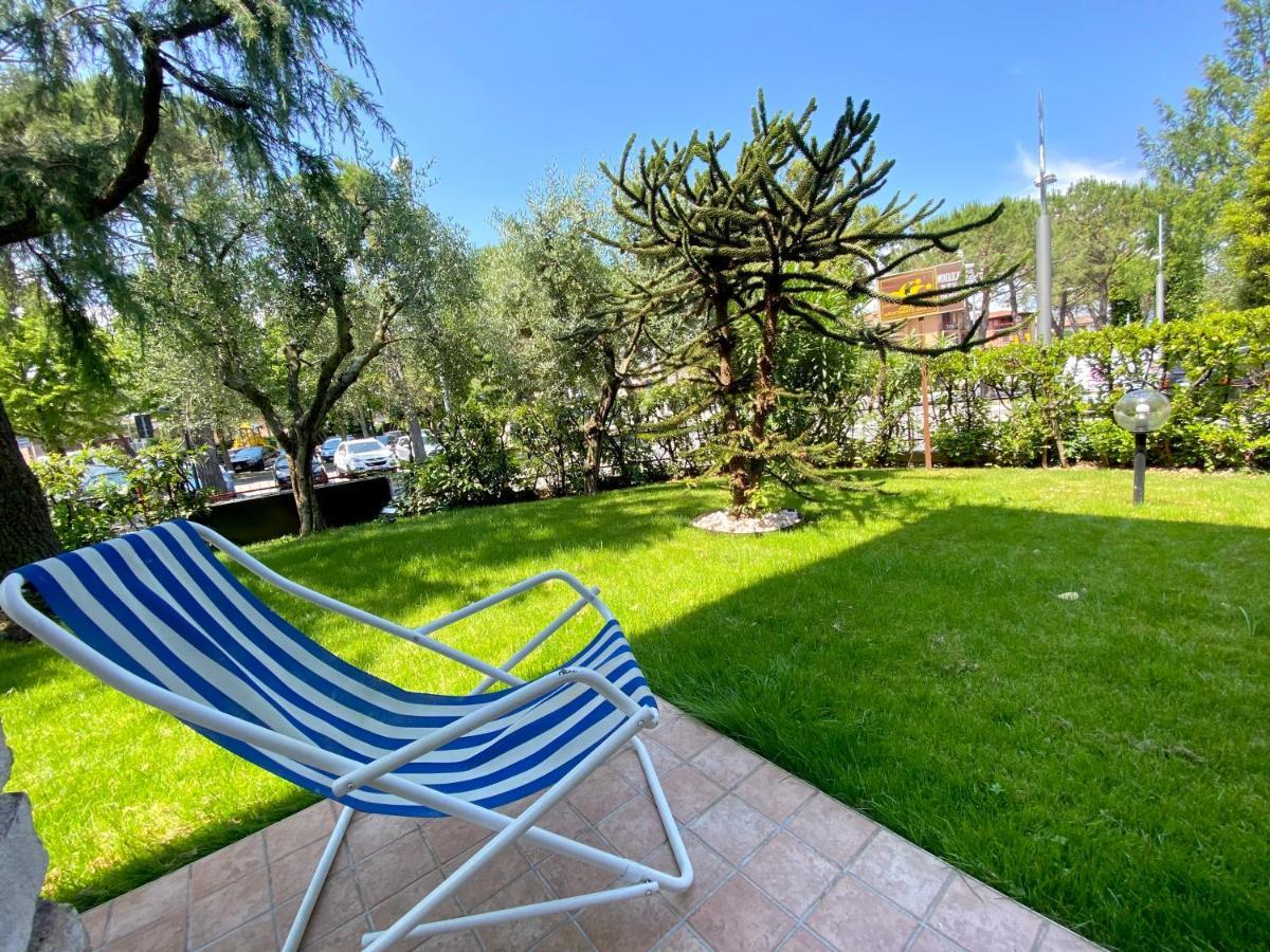 Jolly Apartments Sirmione Exterior foto